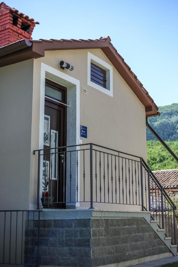 Apartman Danijela Zagorje Exteriör bild