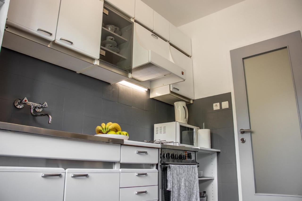Apartman Danijela Zagorje Exteriör bild